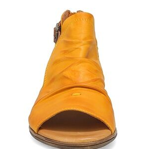 Miz Mooz Dipper Sandal